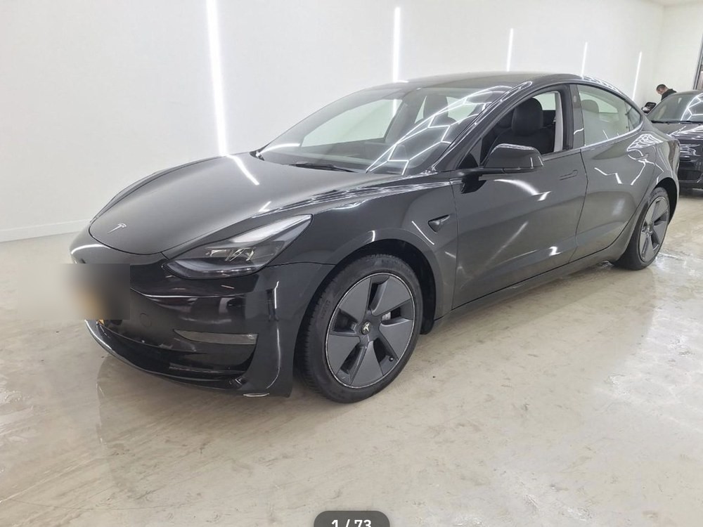 Tesla Model 3 sold at EU auction